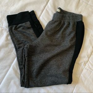 Nicole Miller Gray and Black Sweatpants - Size M
